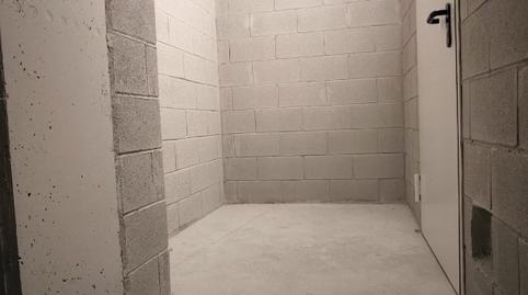 Photo 2 of Box room to rent in Carrer Ďantoni Torrella, 13, Ca n'Aurell, Barcelona