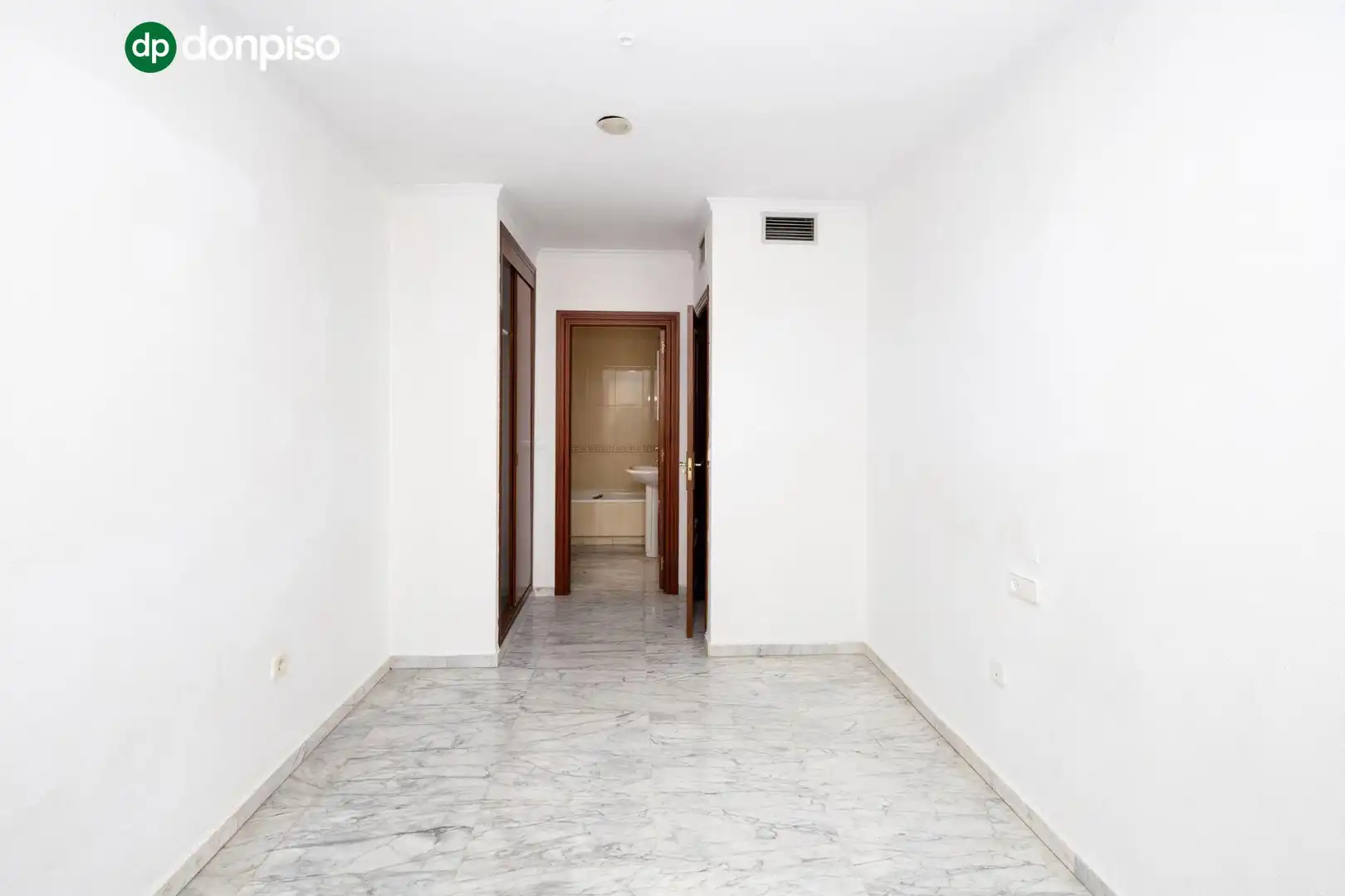 Flat for sale in Genil