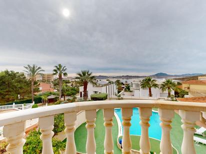 Piscina de Casa o xalet en venda en La Manga del Mar Menor amb Aire condicionat, Calefacció i Jardí privat