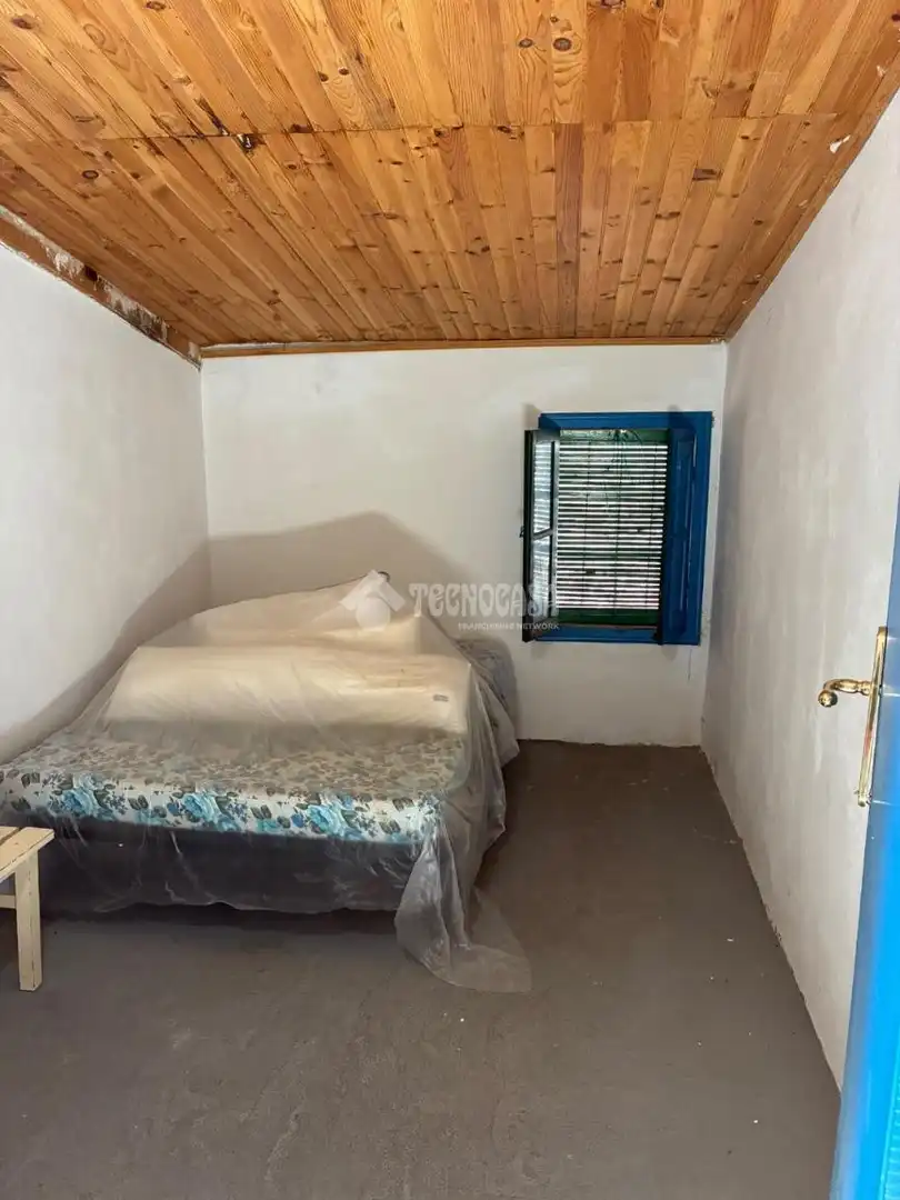Habitación de Casa adosada en venta en Cifuentes, Guadalajara