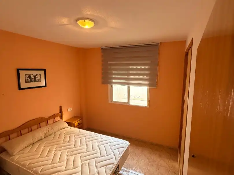Dormitori de Pis en venda en Torrevieja amb Aire condicionat i Terrassa