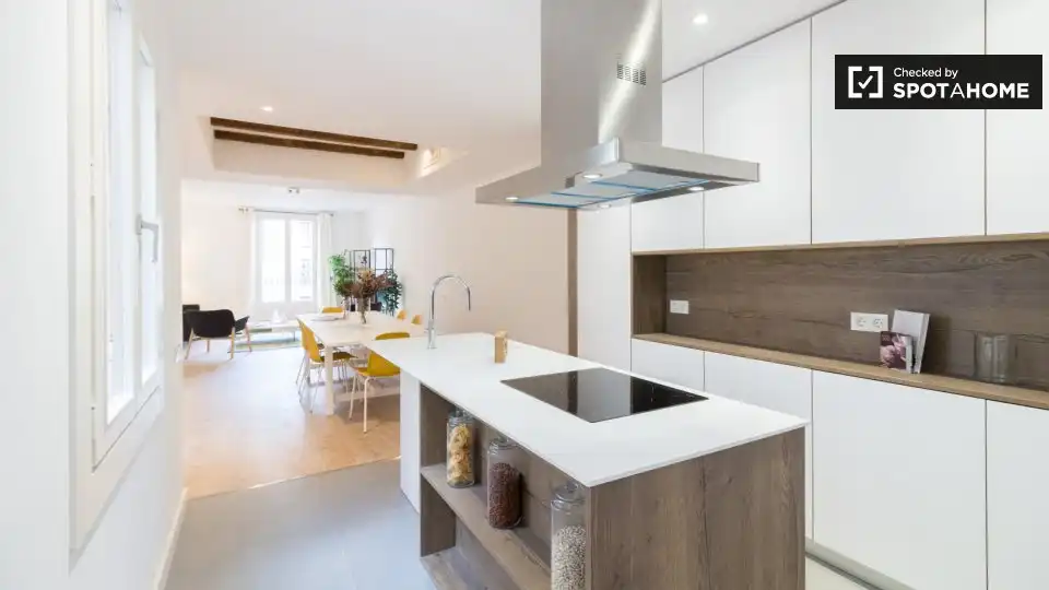 Flat with terrace to rent in Ciutat Vella, imagen 10