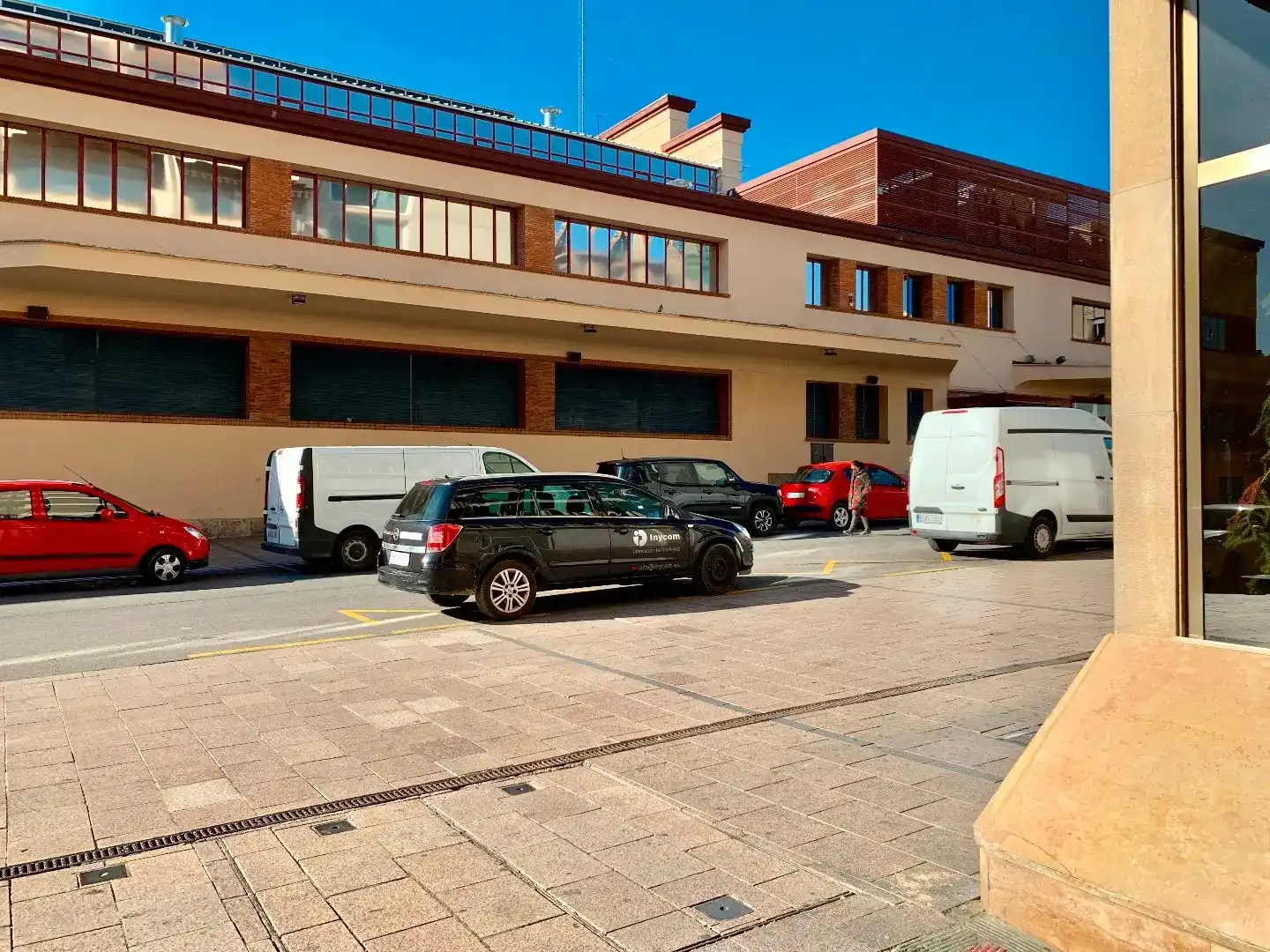 Individuel à vendre à Carrer de Josep Sardà i Cailà 5