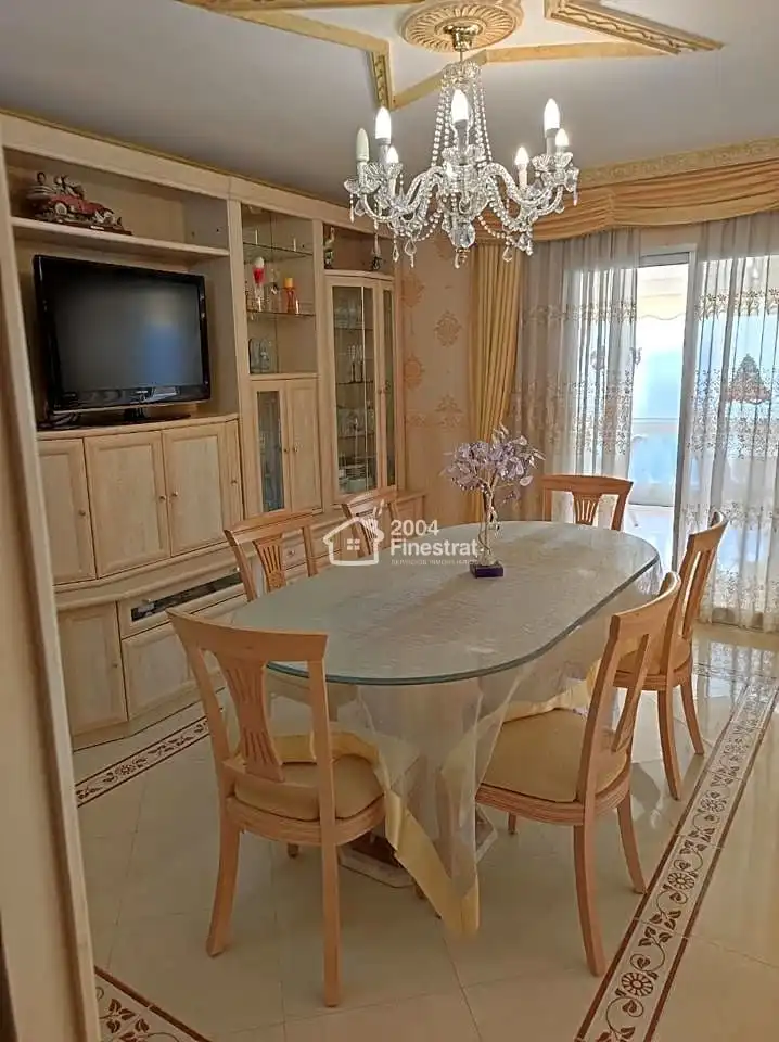 Dining room of Houses for sale in Benidorm  with Air Conditioner, Private garden and Terrace