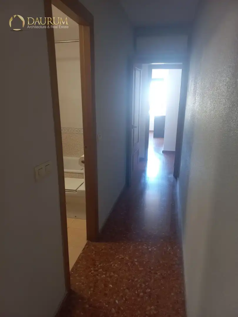 Flat for sale in Valencia  with Air Conditioner, Heating and Terrace