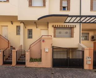 Exterior view of Single-family semi-detached for sale in  Granada Capital  with Heating, Terrace and Storage room