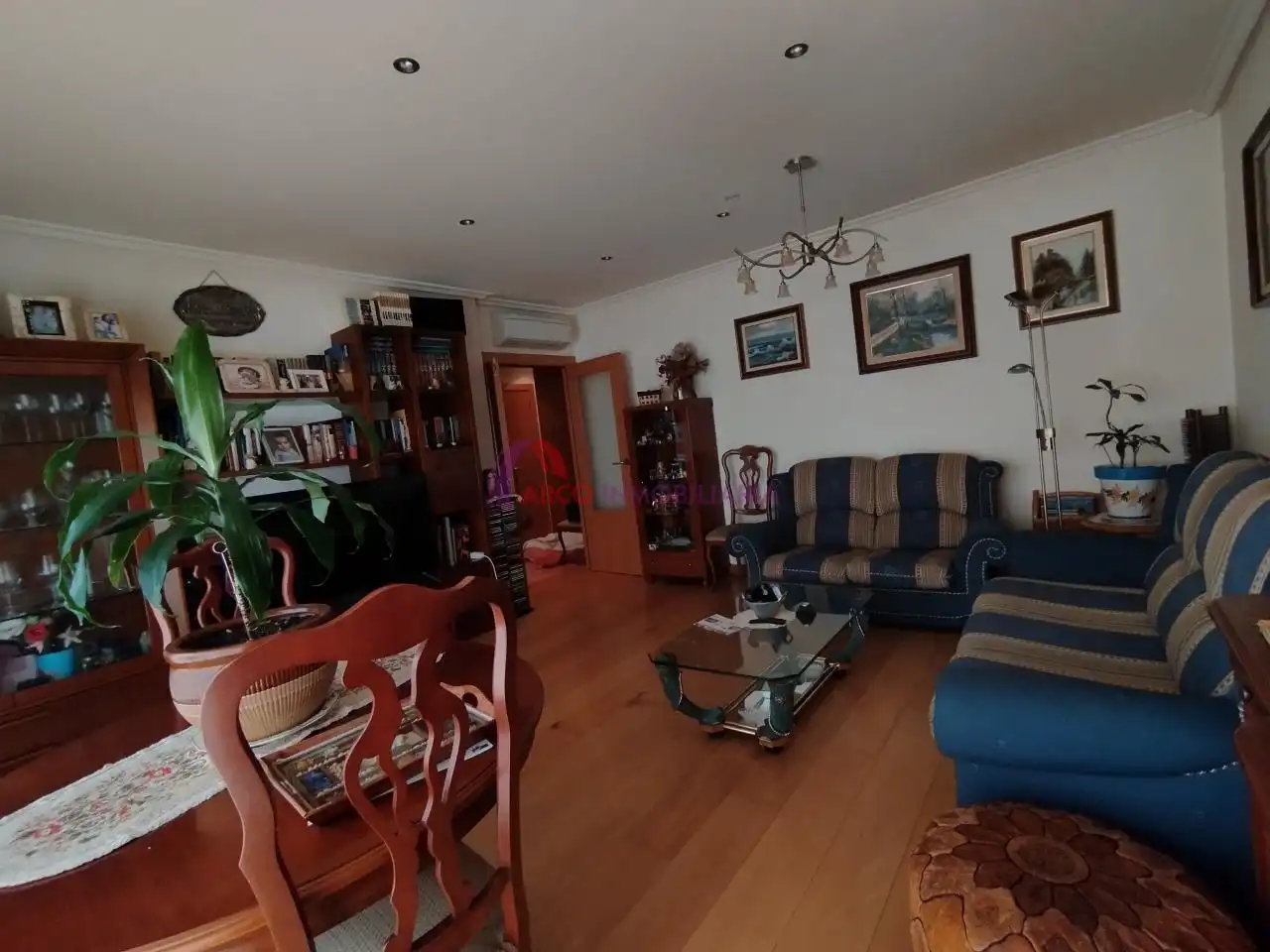 Sala de estar de Piso en venta en Burgos con Calefacción, Parquet y Terraza