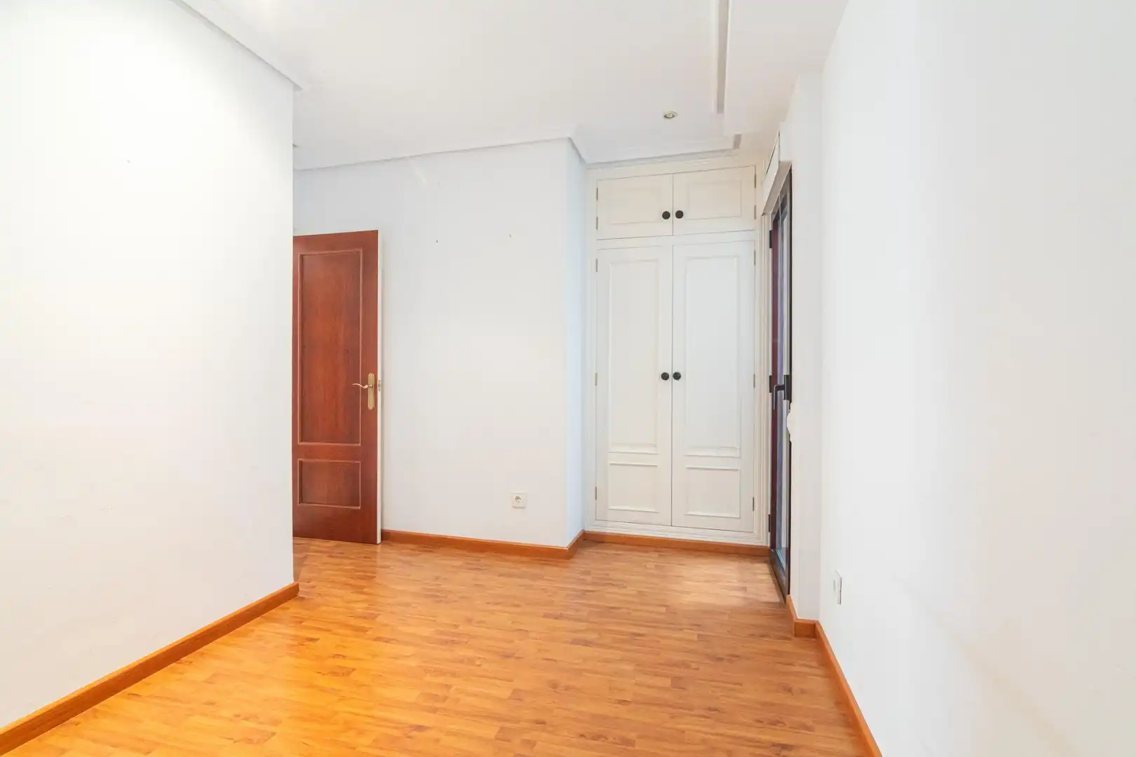 Dúplex en venta en Elche / Elx con Aire acondicionado, Calefacción y Trastero