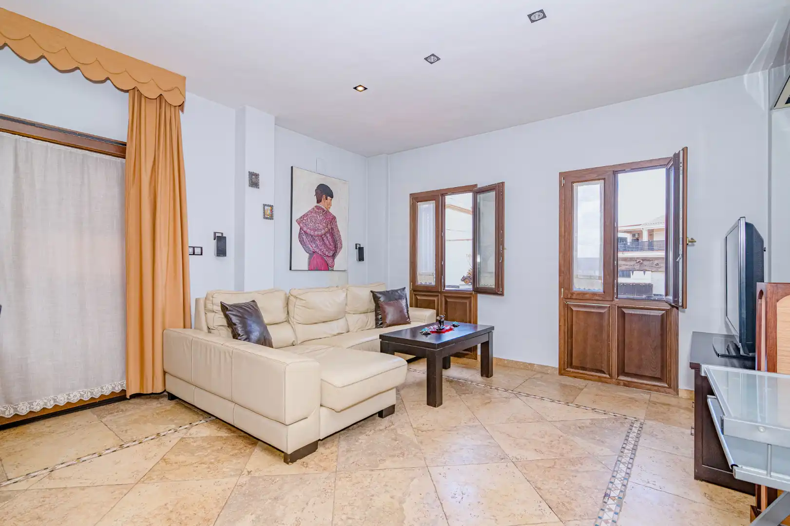 Sala d'estar de Casa o xalet de lloguer en Las Gabias amb Aire condicionat, Calefacció i Jardí privat