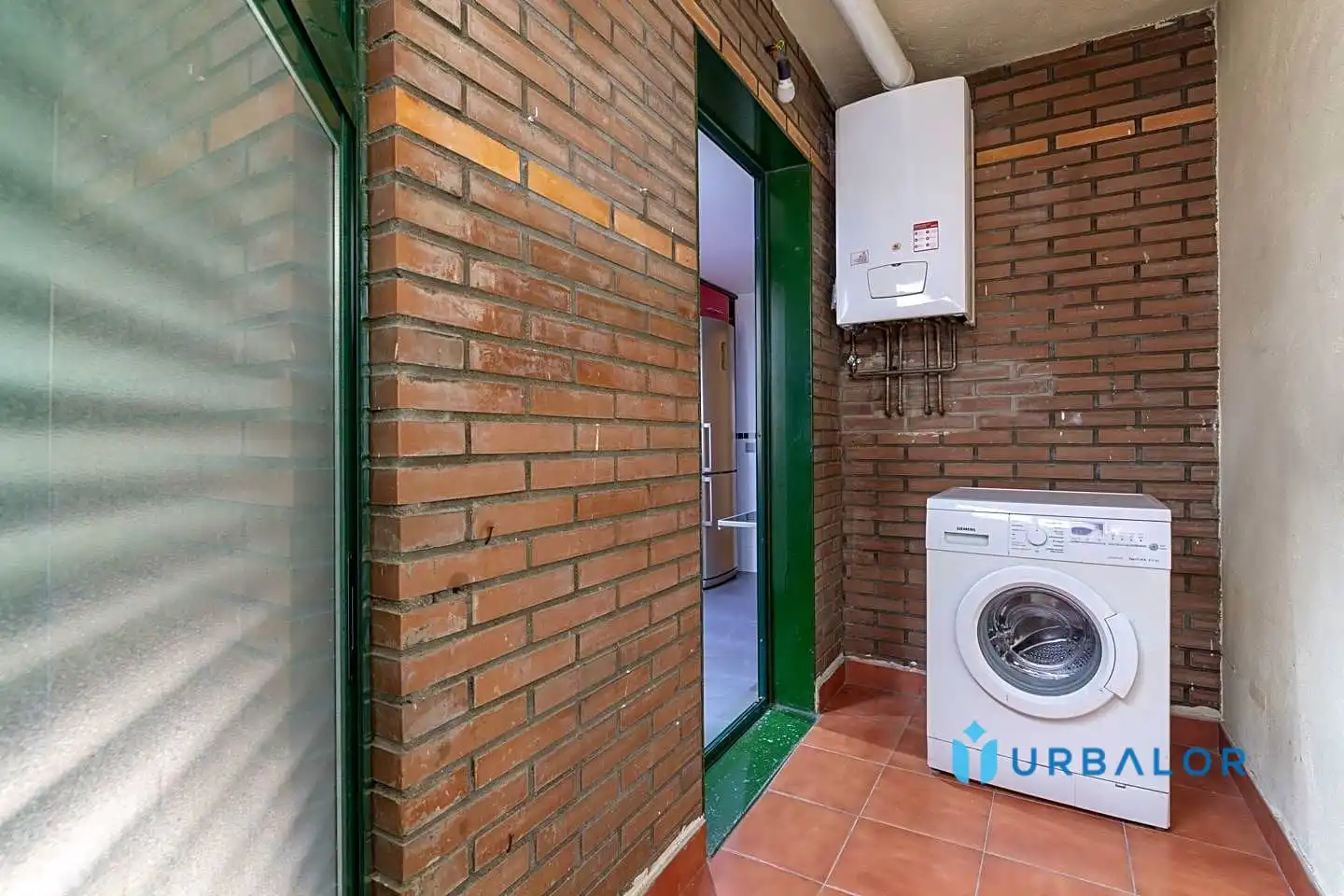 Vista exterior de Piso en venta en Alcorcón con Aire acondicionado, Calefacción y Parquet