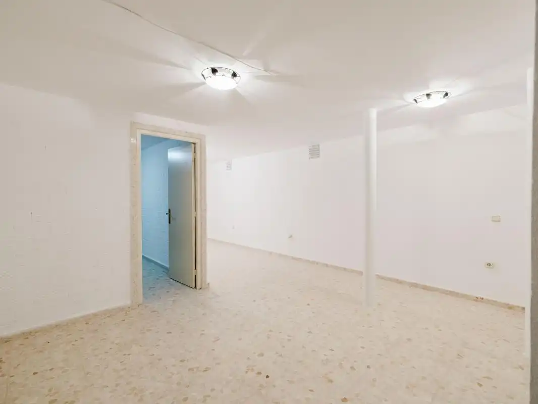 Einfamilien-Reihenhaus zum Verkauf in Urb. la Charca, Urbanización Santa Rosa