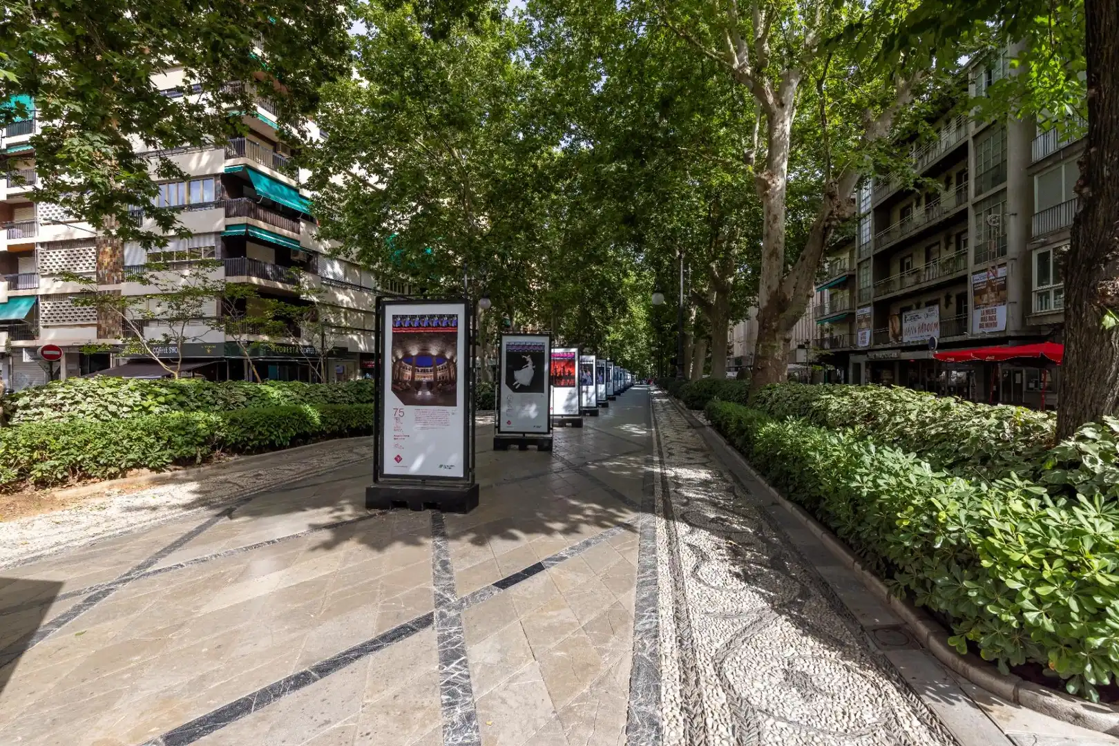 Exterior view of Flat for rent in Granada  with Air Conditioner, Furnished and Balcony