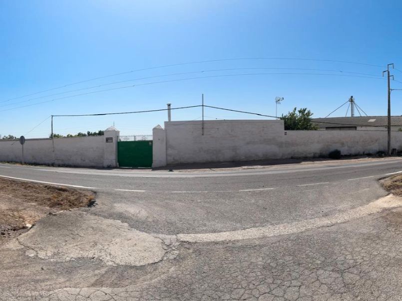 Exterior view of Industrial land for sale in Puerto Serrano