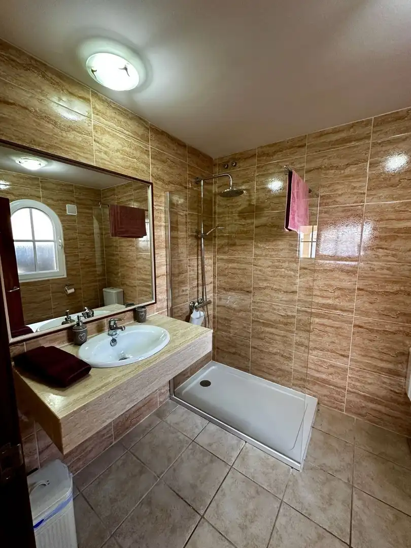 Bany de Casa o xalet en venda en Antigua amb Aire condicionat, Jardí privat i Traster