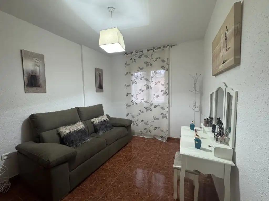 Sala d'estar de Casa o xalet en venda en Estepona amb Forn i Rentadora