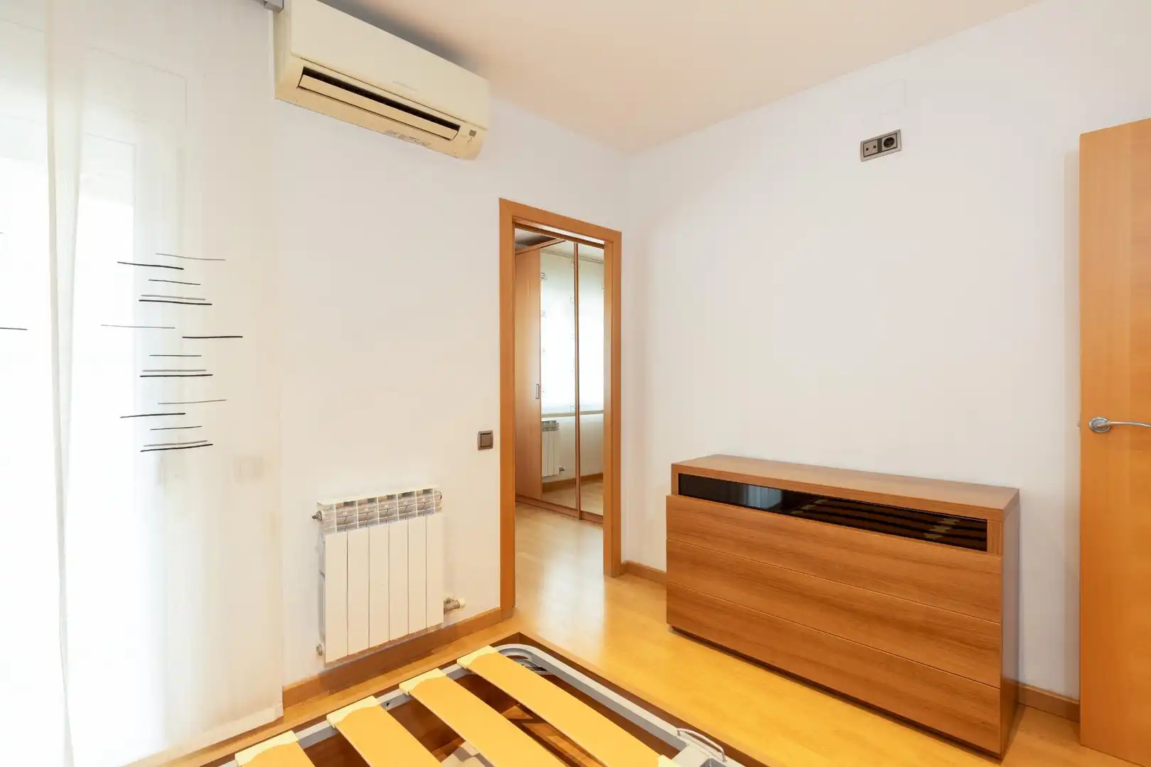 Flat for sale in Barcelona  with Air Conditioner, Heating and Parquet flooring