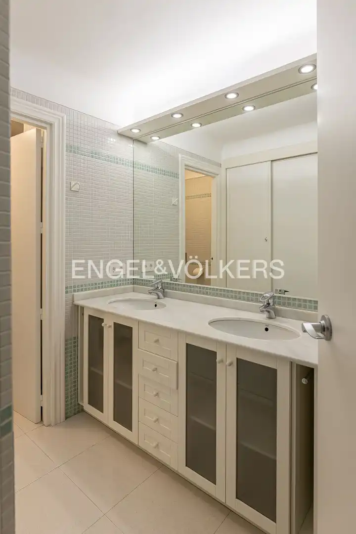 Bathroom of Flat for rent in Centro