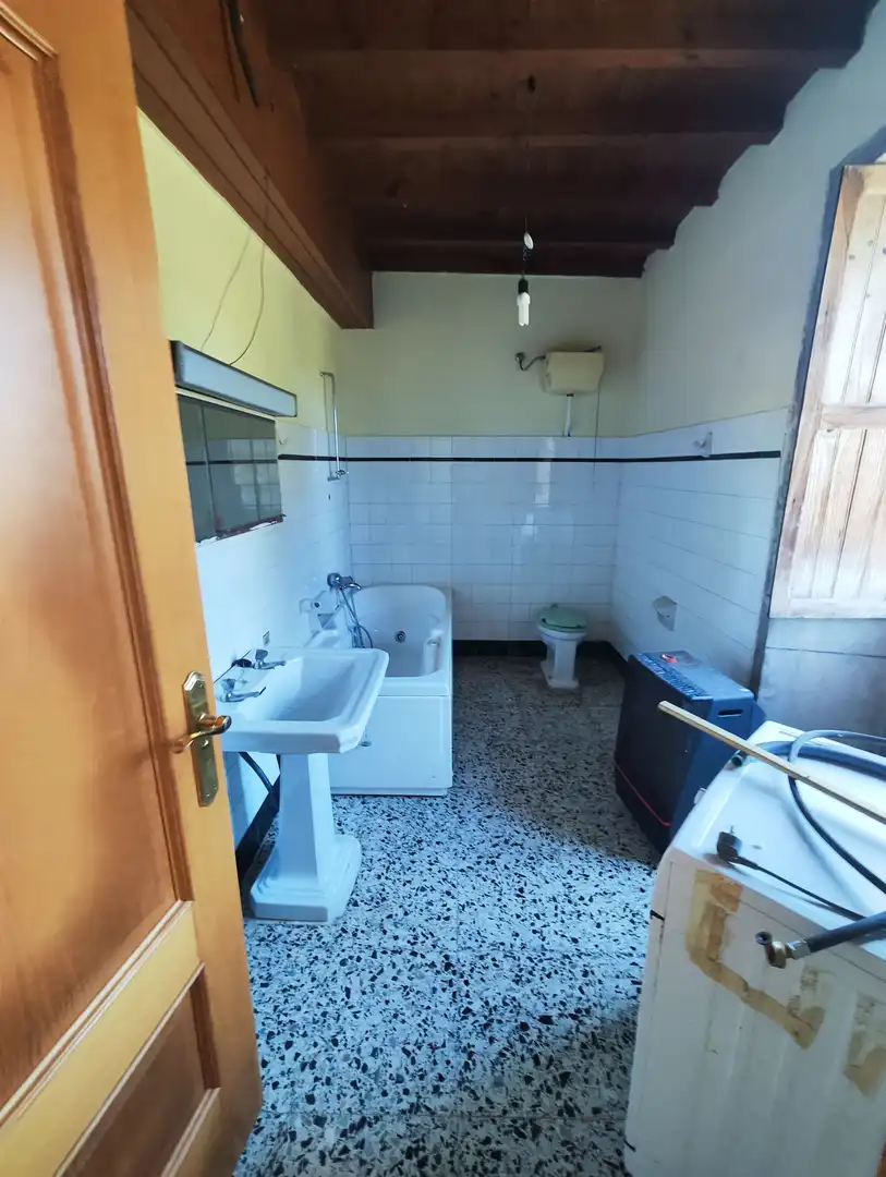 Bany de Casa o xalet en venda en Silleda amb Calefacció, Parquet i Traster