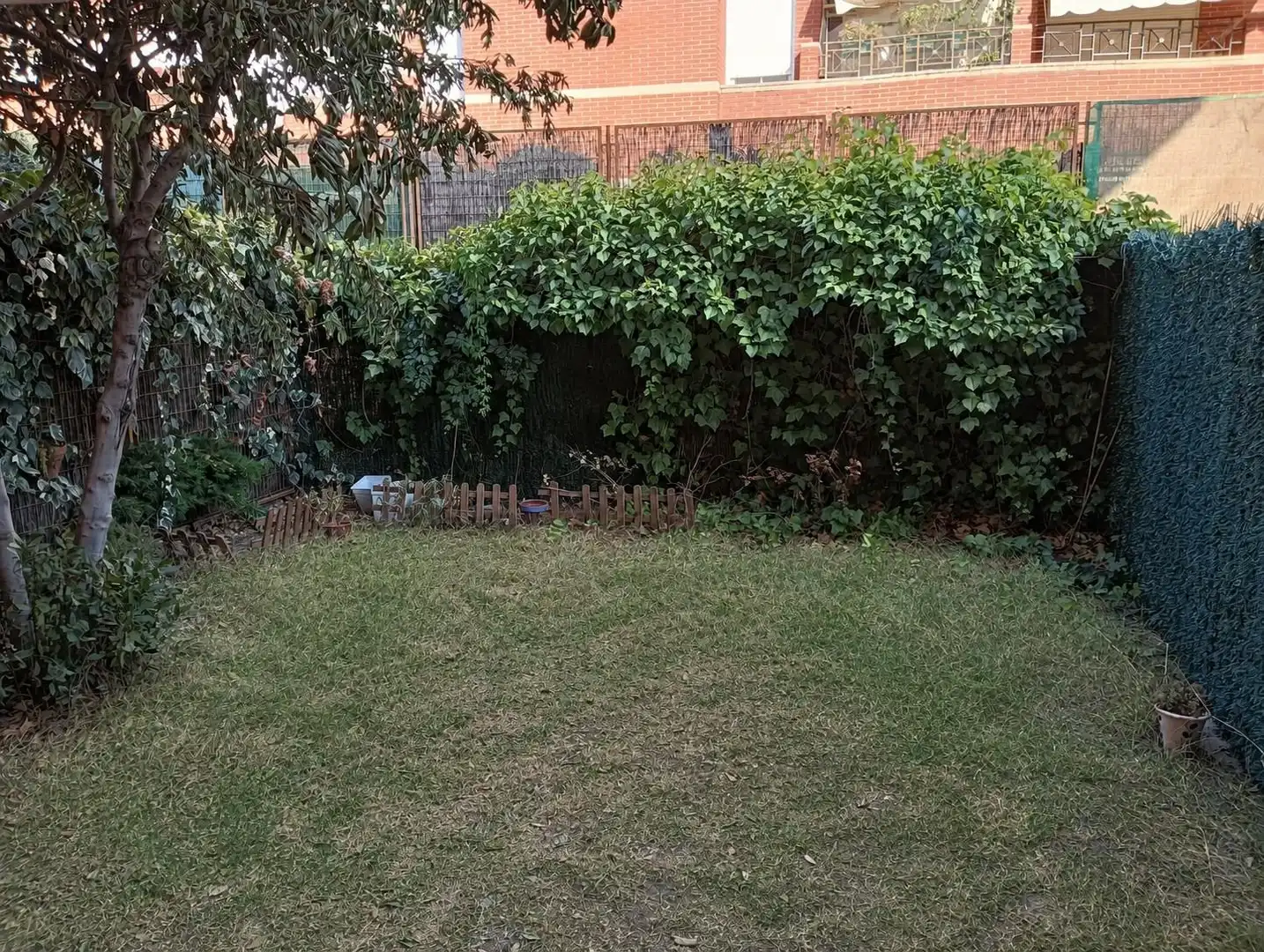 Jardín de Piso en venta en Las Rozas de Madrid con Calefacción, Jardín privado y Piscina comunitaria