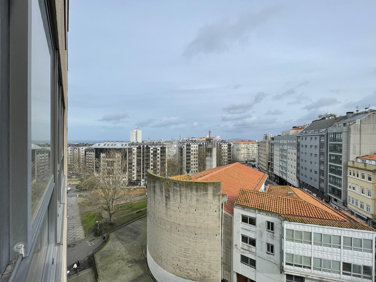 Exterior view of Flat for sale in A Coruña Capital   with Heating, Parquet flooring and Storage room