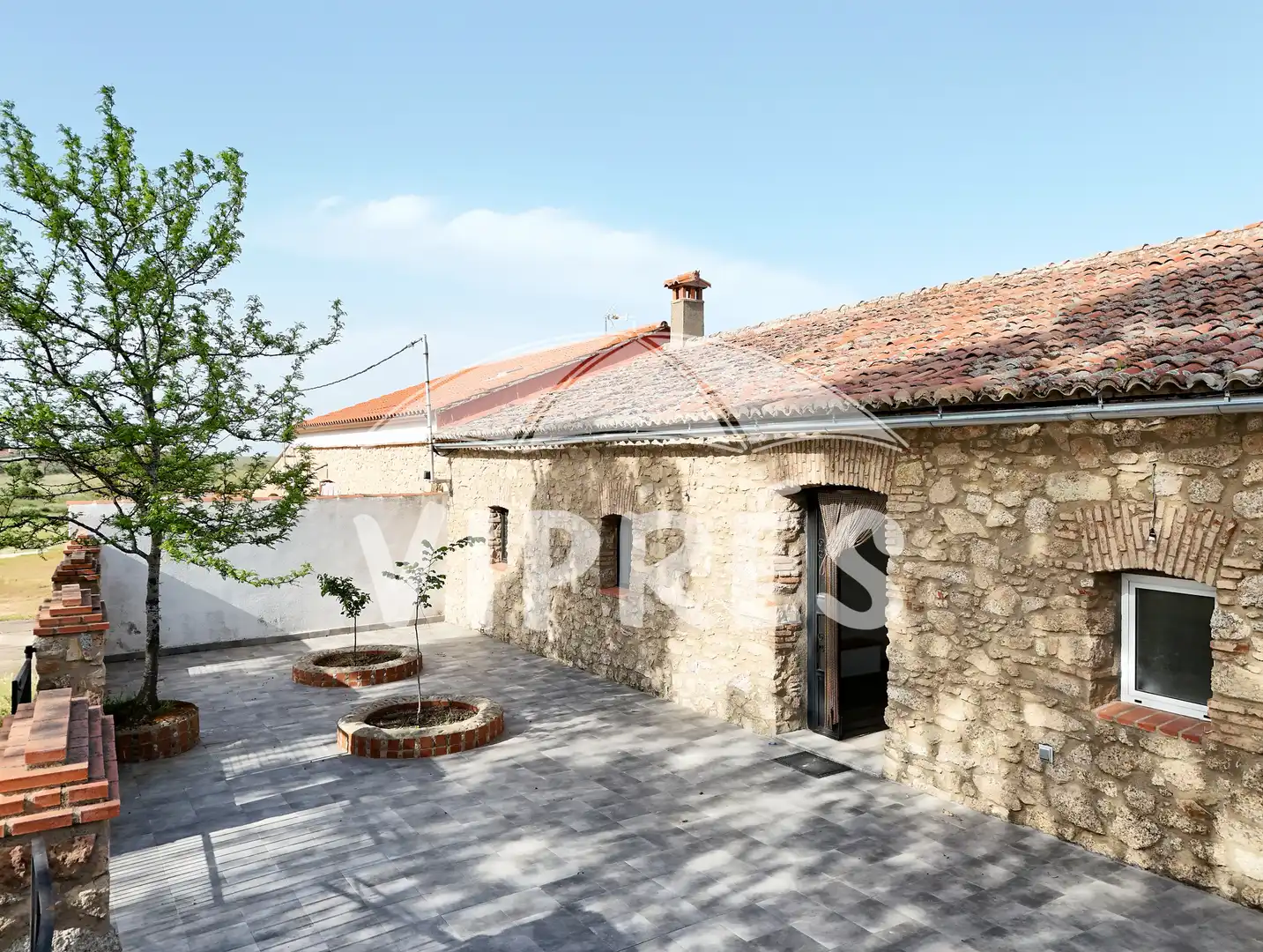 Vista exterior de Casa adosada en venta en Casar de Cáceres