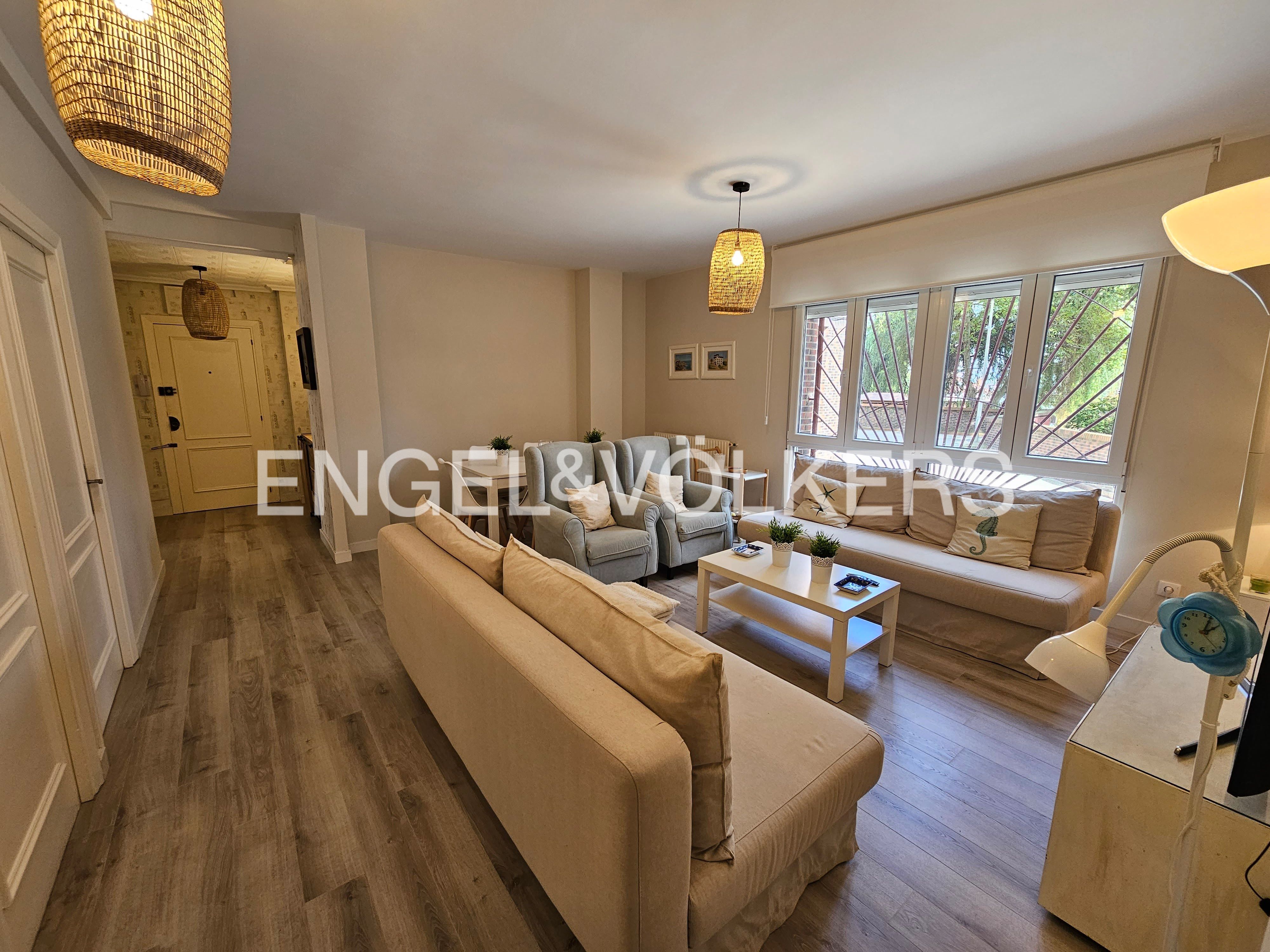 Living room of Apartment for sale in Santander  with Heating
