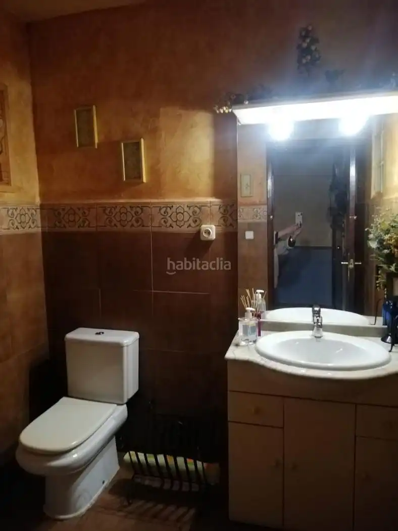 Casa amb piscina en venda a Calle Montes Universales 8, imagen 4