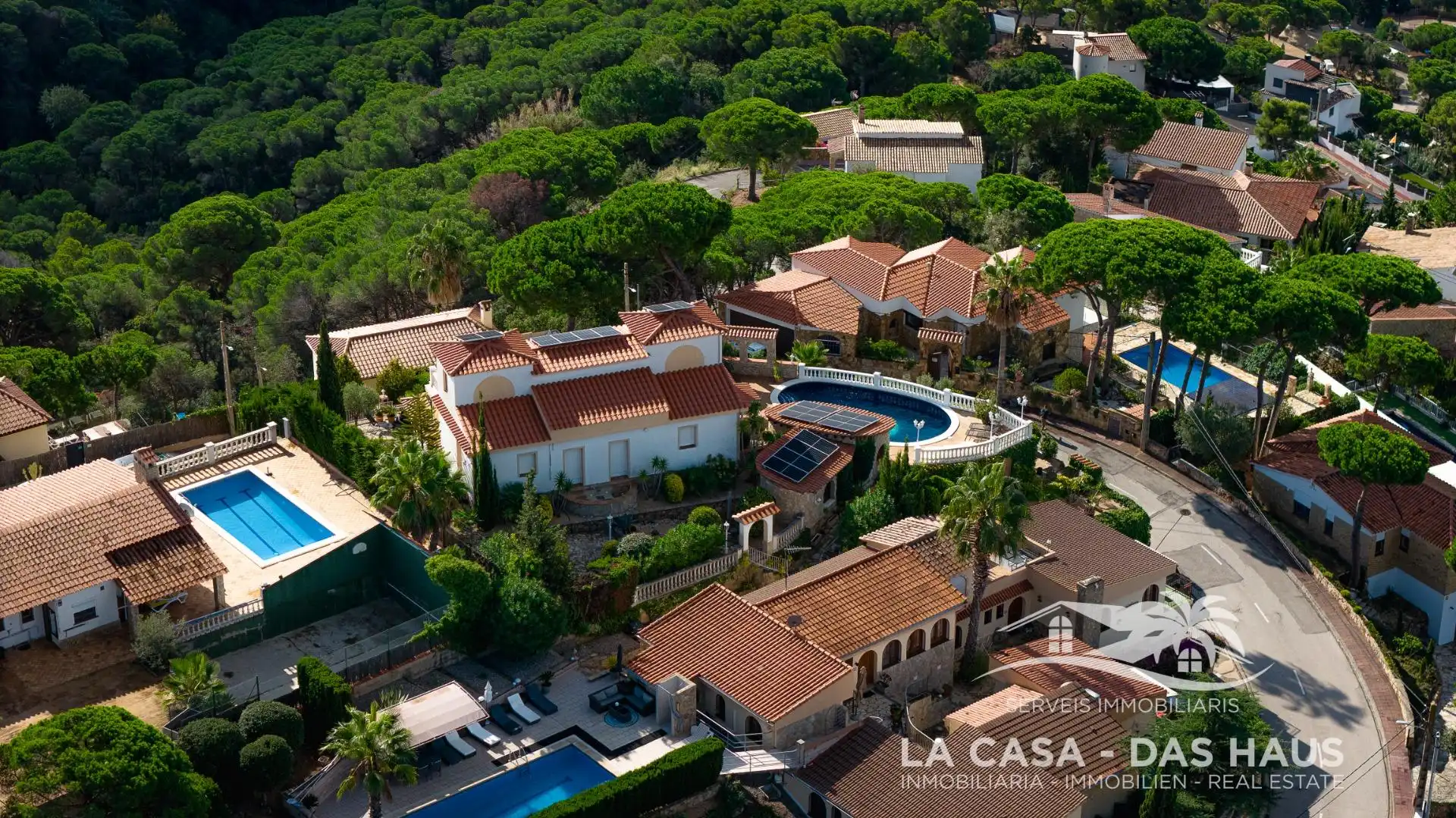 Casa con piscina en venta en Carrer de Montecarlo 43, imagen 64