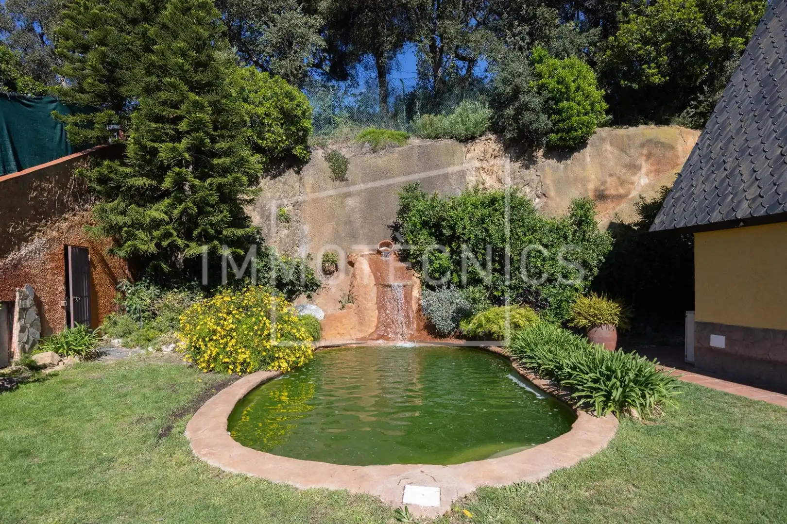 Garden of Houses for sale in Sant Cebrià de Vallalta