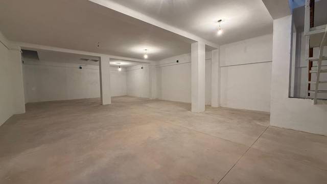 Local comercial en Alquiler en Carrer Floridablanca en Havana