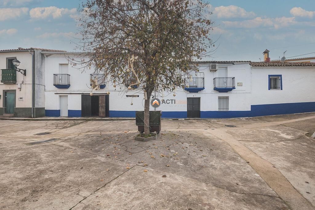 Exterior view of Apartment for sale in Valencia de Alcántara  with Private garden