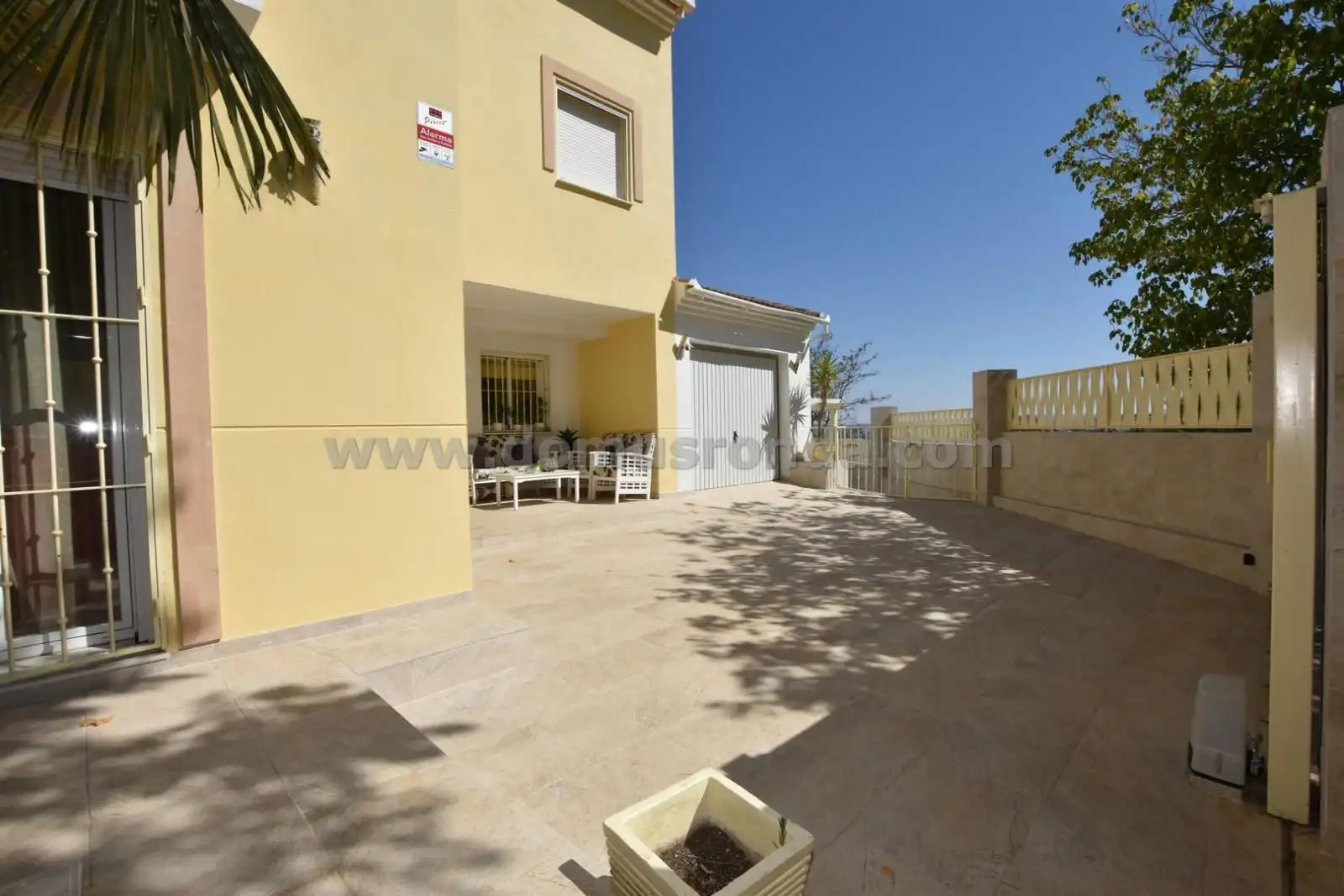 Vista exterior de Casa o xalet en venda en Ronda amb Calefacció i Piscina