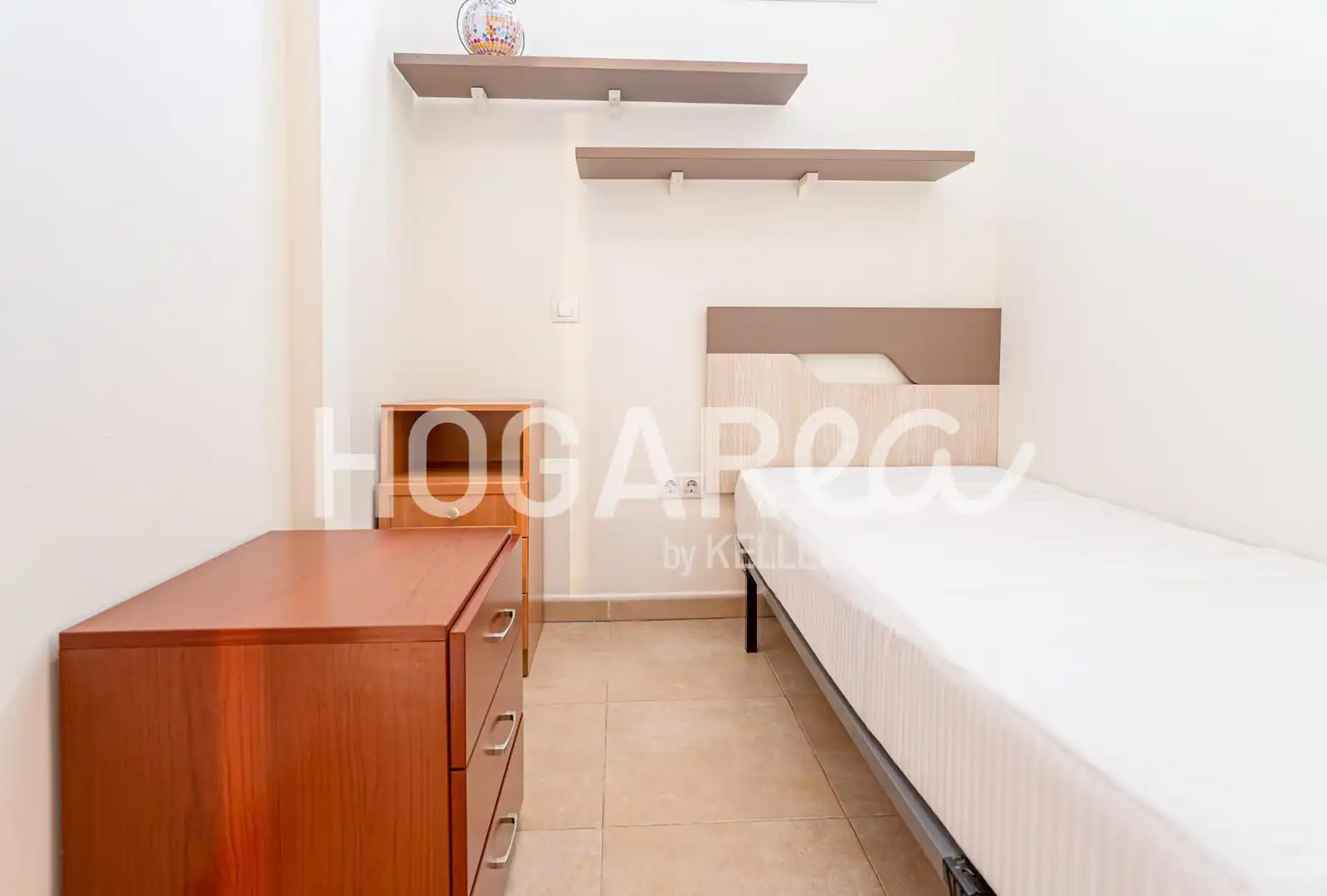 Habitación de Dúplex en venta en Málaga con Aire acondicionado, Calefacción y Terraza