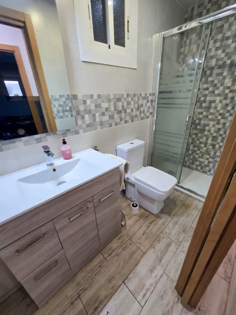 Baño de Piso en venta en Barcelona con Aire acondicionado, Calefacción y Amueblado