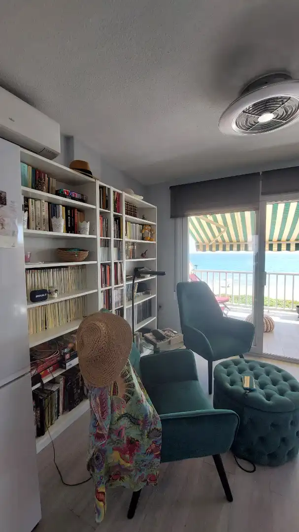 Sala de estar de Dúplex de alquiler en La Manga del Mar Menor con Aire acondicionado, Terraza y Amueblado