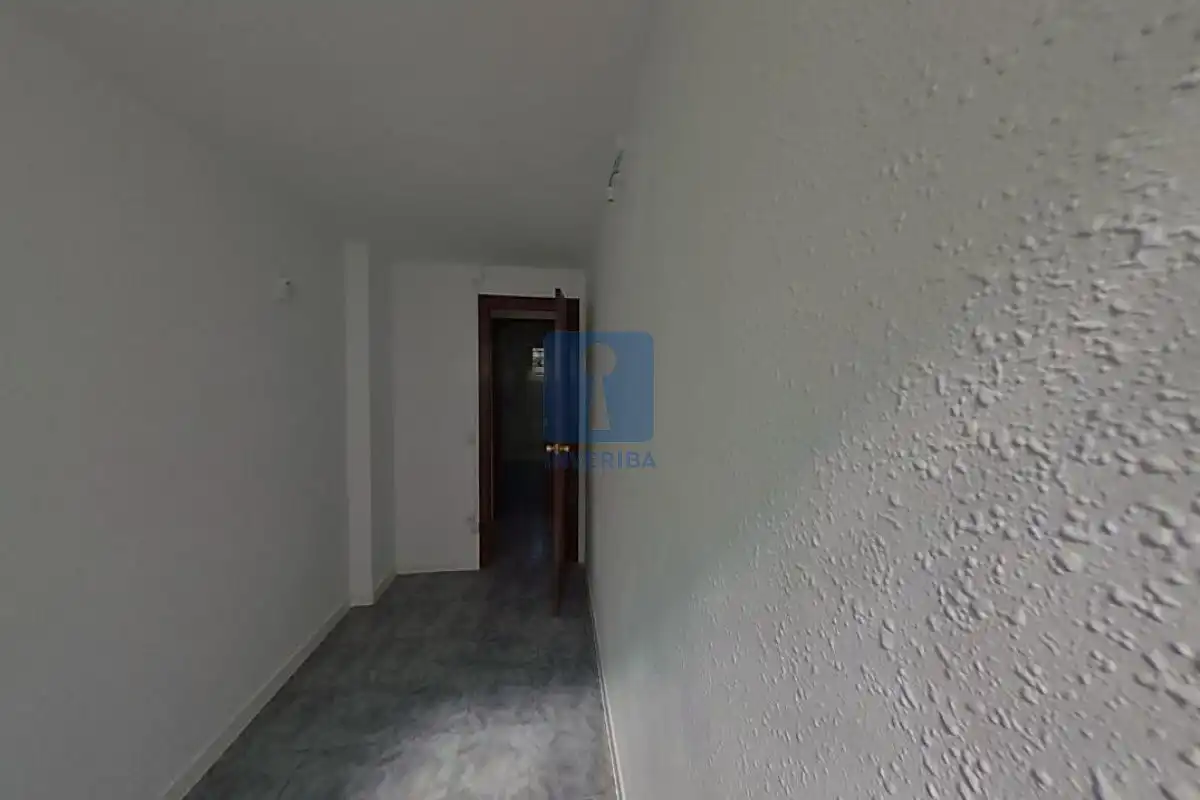 Piso en venta en L'Hospitalet de Llobregat con Alarma