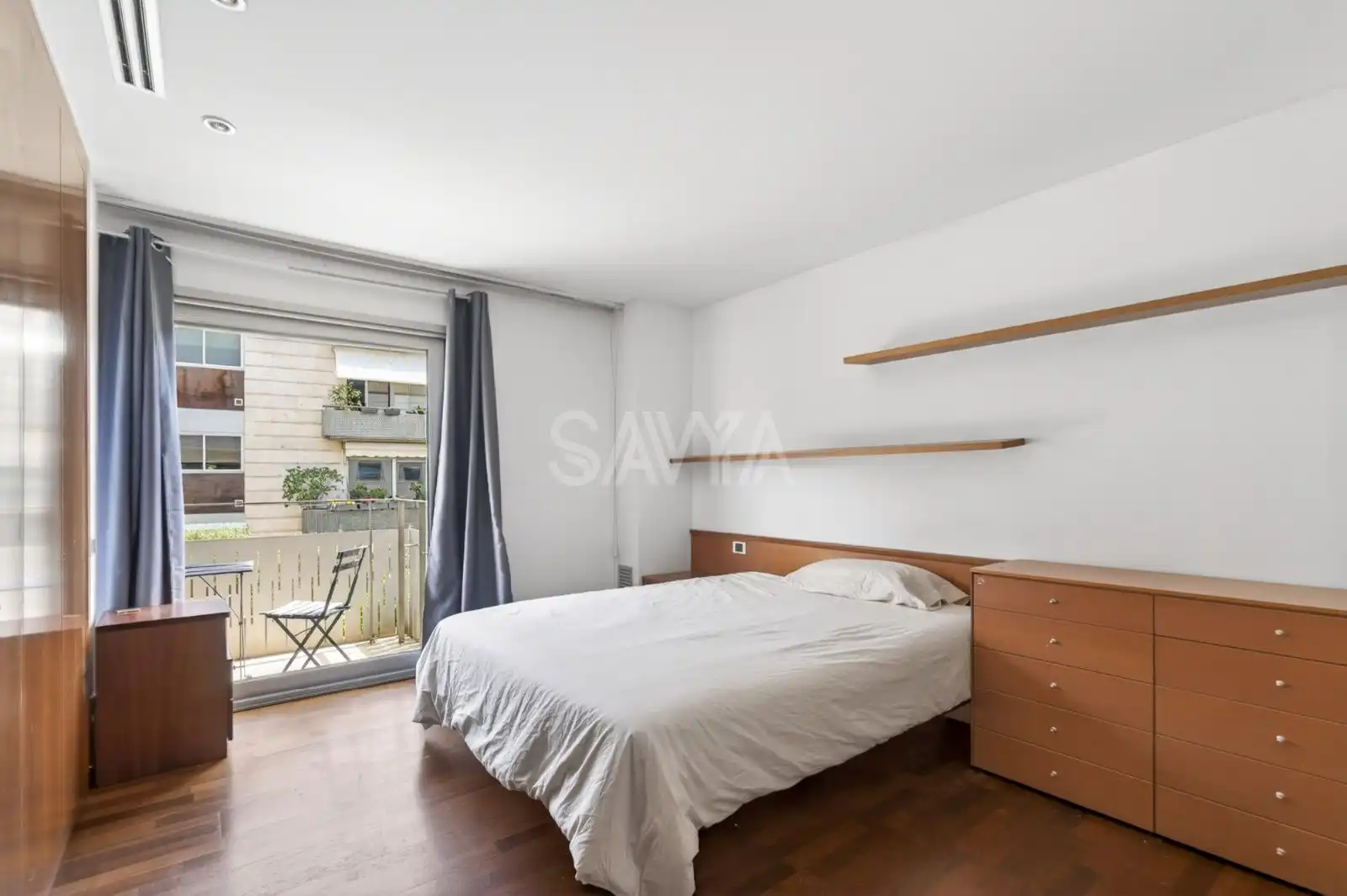 Habitación de Piso en venta en Barcelona con Aire acondicionado, Calefacción y Terraza