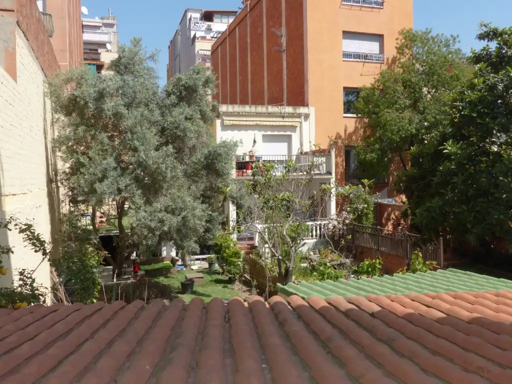 Jardín de Piso en venta en Barcelona con Balcón