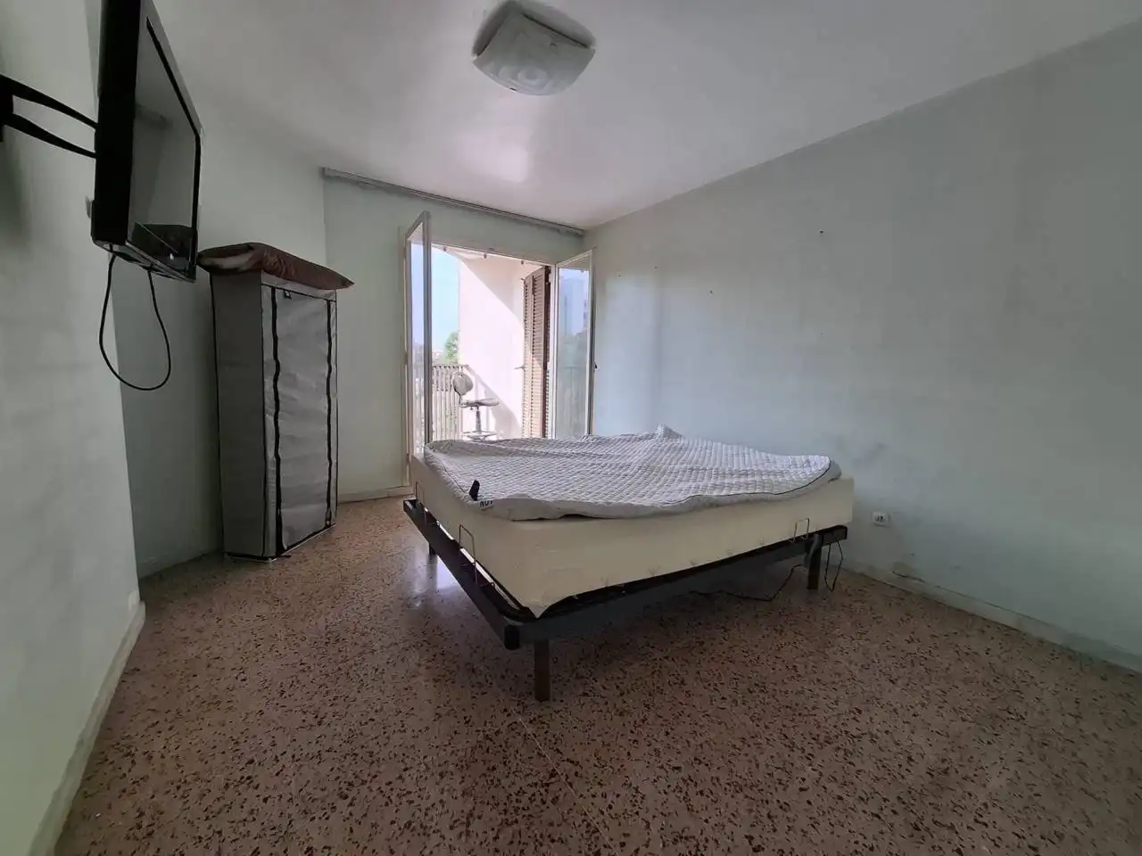 Schlafzimmer von Wohnung zum Verkauf in Rubí mit Klimaanlage, Heizung und Balkon