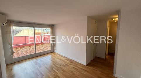 Foto 3 de Ático de alquiler en Calle de Santo Tomé, Justicia - Chueca,  Madrid Capital