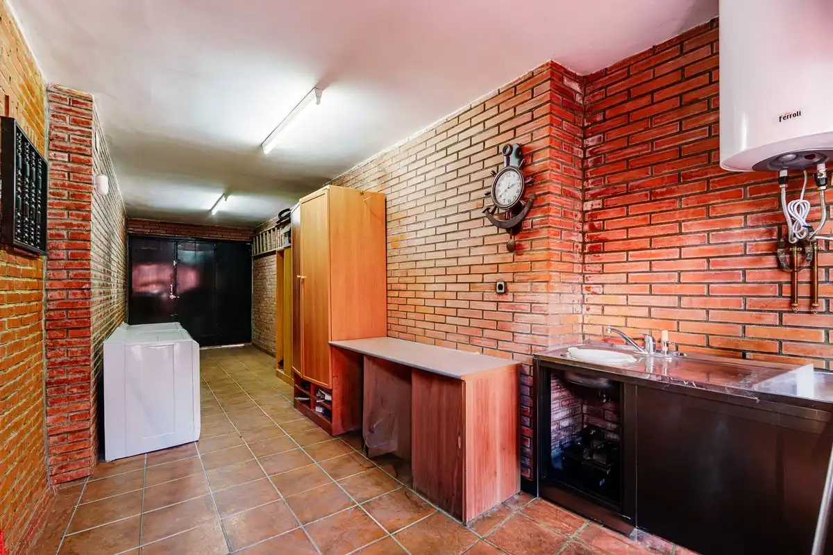 Casa adosada en venta en Alcalá de Henares con Aire acondicionado, Calefacción y Jardín privado