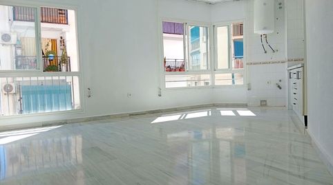 Foto 3 de Piso en venta en Seneca, Los Castillejos - La Trinidad, Málaga Capital