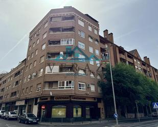 Vista exterior de Àtic en venda en Talavera de la Reina amb Aire condicionat i Terrassa