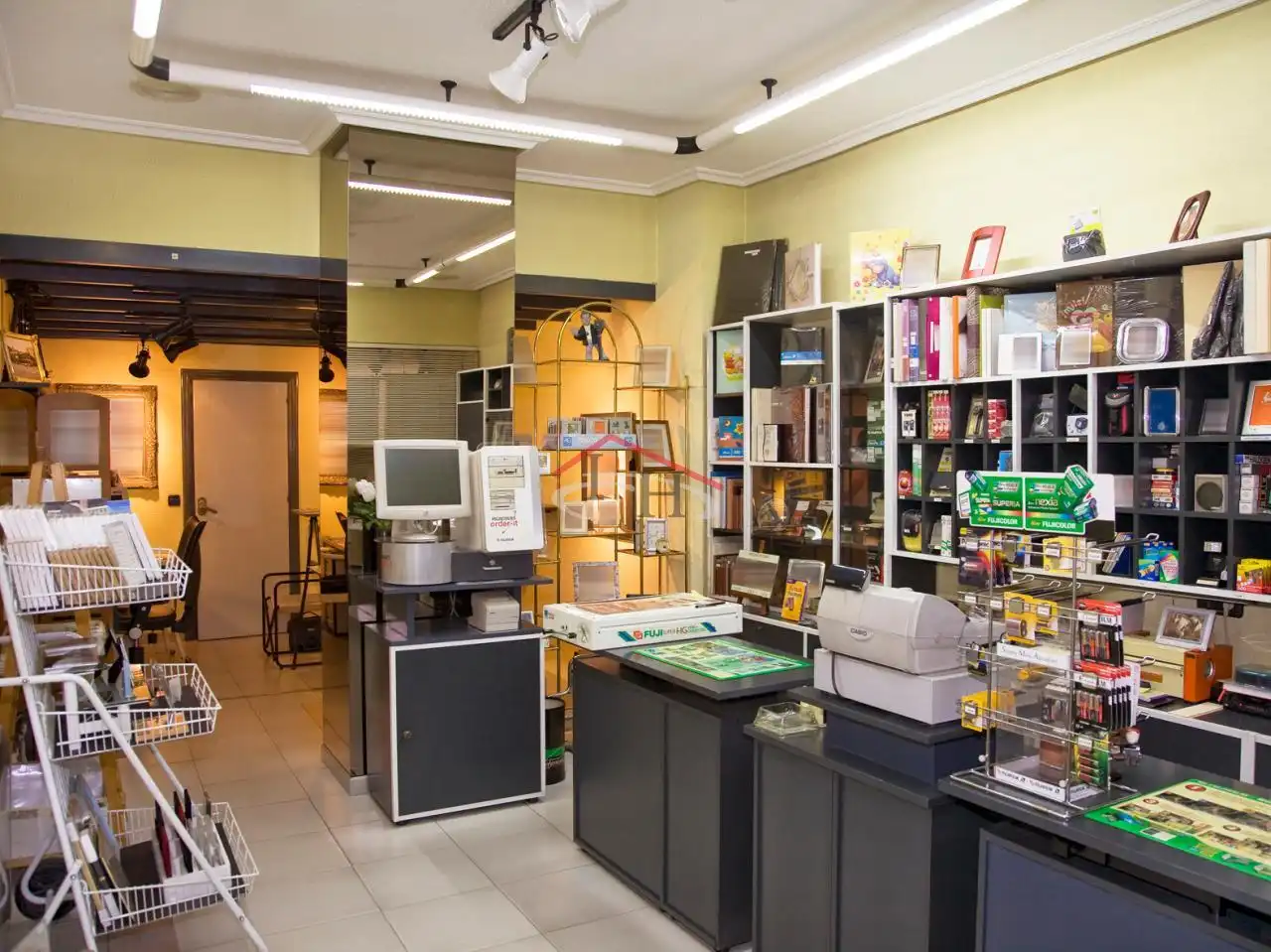 Local comercial en venda a RAMIRO VALBUENA, imagen 3
