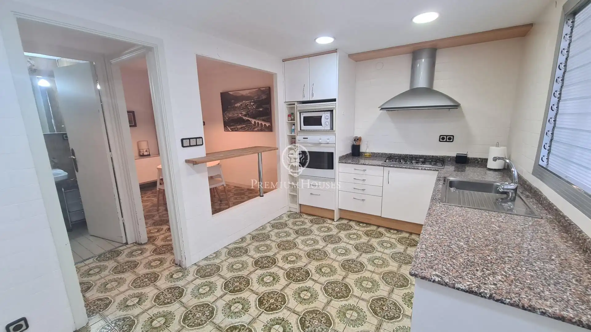 Cocina de Planta baja en venta en Barcelona con Calefacción y Terraza