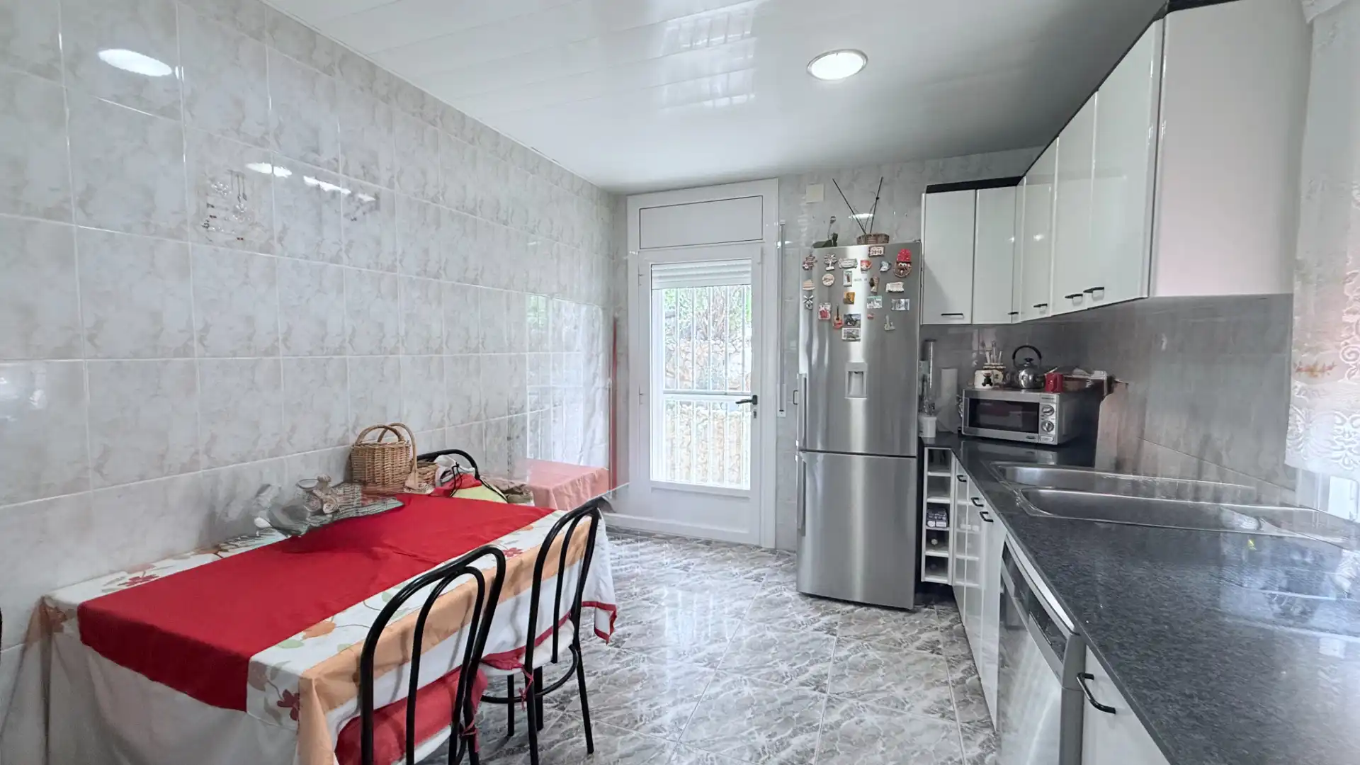 Cocina de Casa o chalet en venta en La Torre de Claramunt con Calefacción, Jardín privado y Terraza