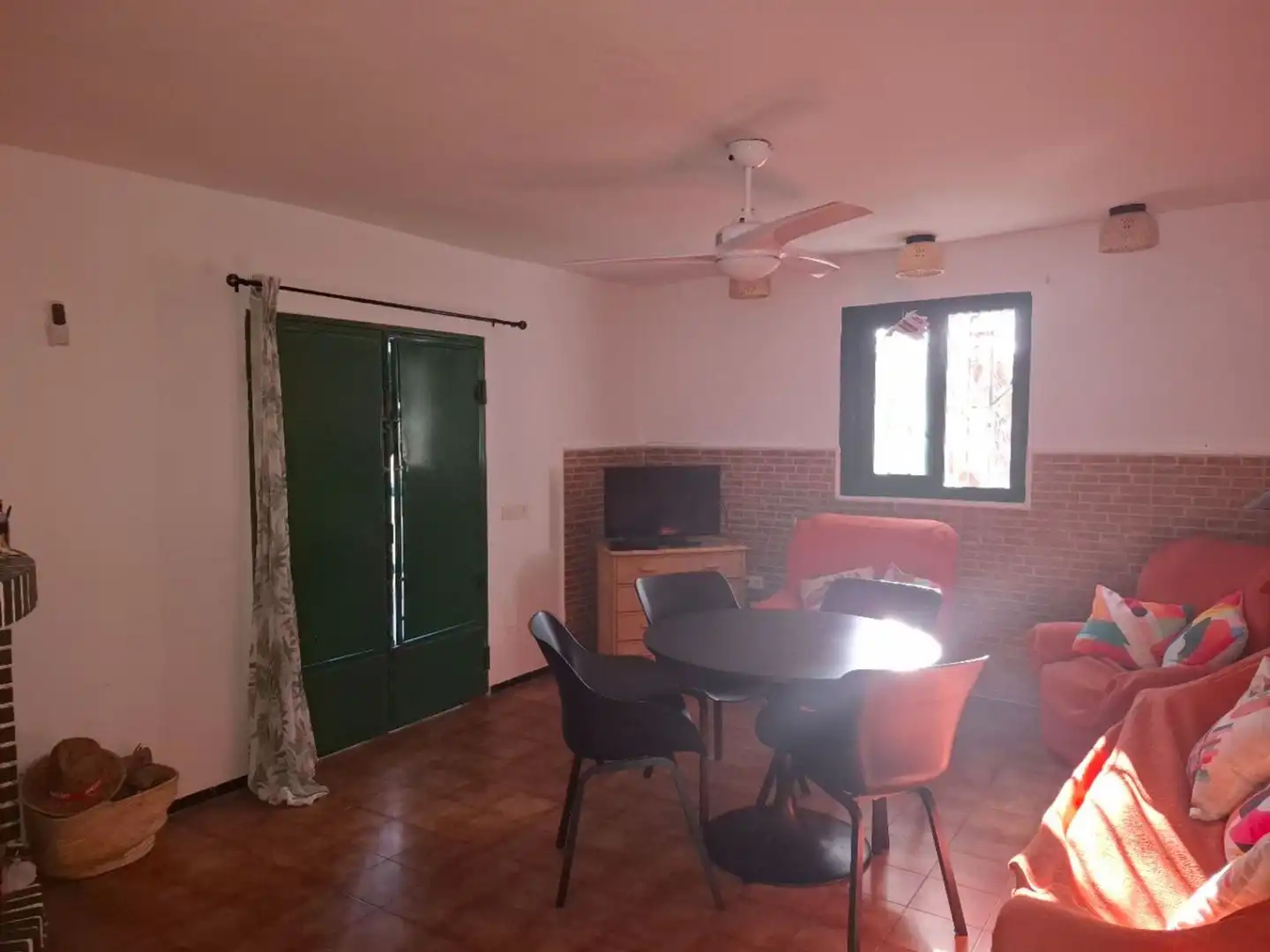 Villa con giardino in affitto a Urbanización Santa Marina 127, imagen 4