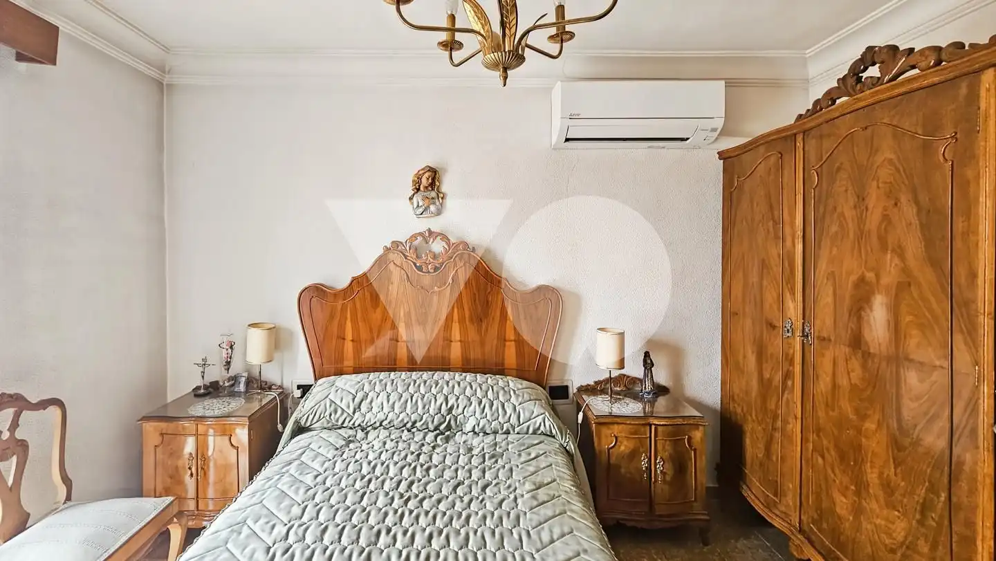 Habitación de Casa adosada en venta en Madrid con Aire acondicionado, Jardín privado y Terraza