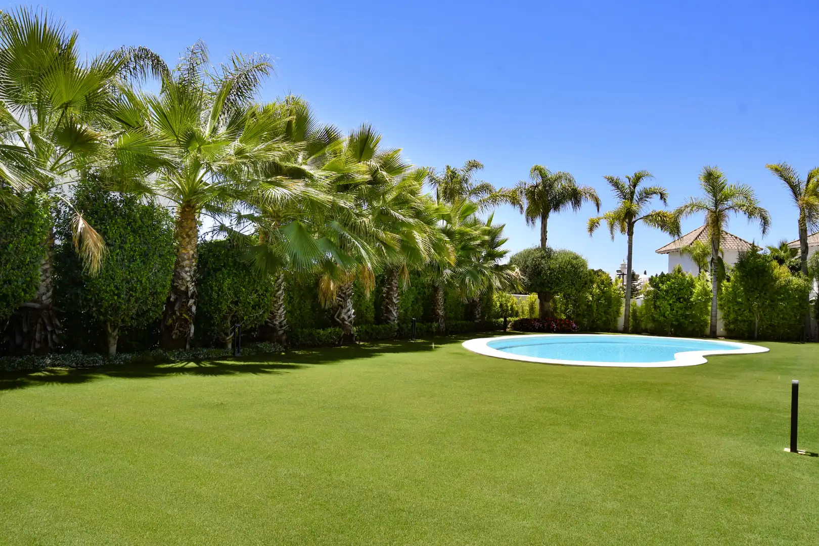Chalet con piscina en venta en Milla de Oro, imagen 47