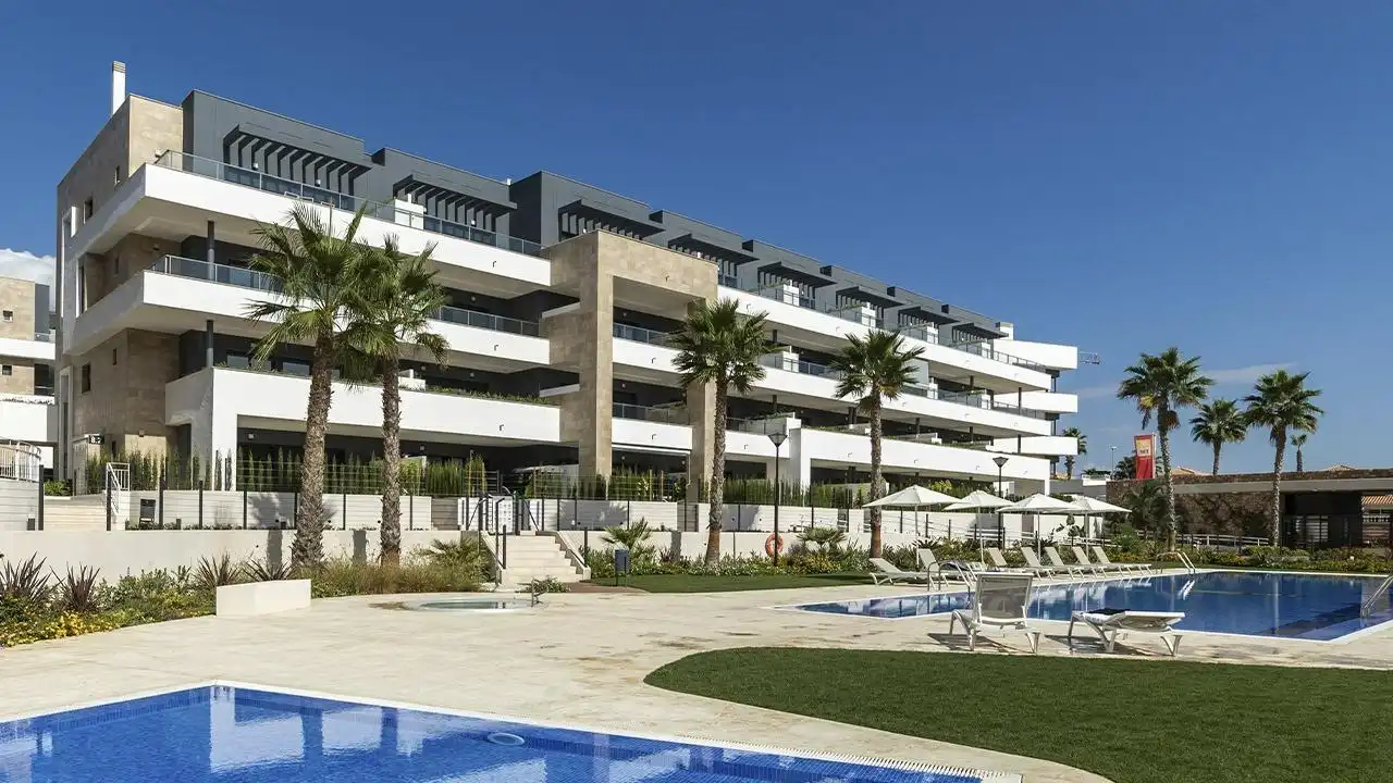 Vista exterior de Planta baixa en venda en Orihuela amb Aire condicionat, Jardí privat i Terrassa